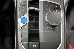 BMW i4 esikatselu 17