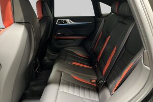 BMW i4 esikatselu 9