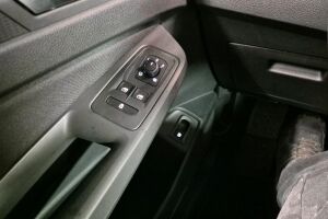 Ford Grand Tourneo Connect esikatselu 19