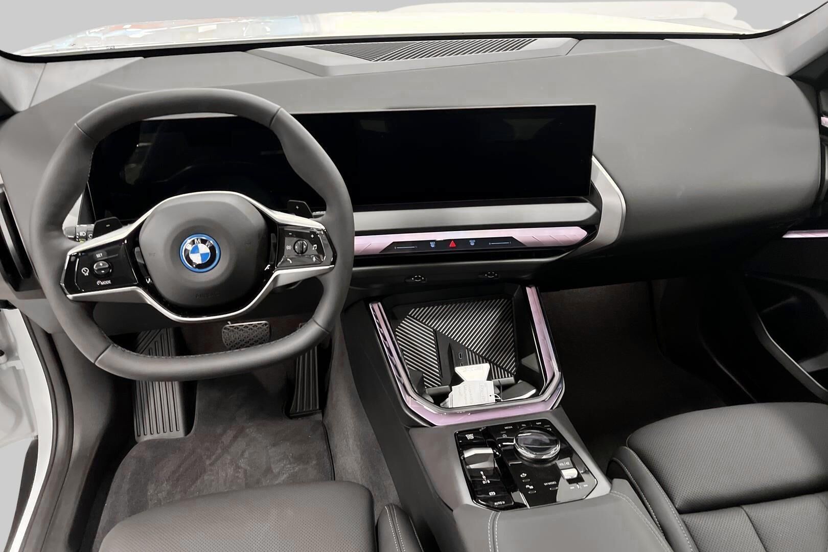 BMW X3 iso kuva 9