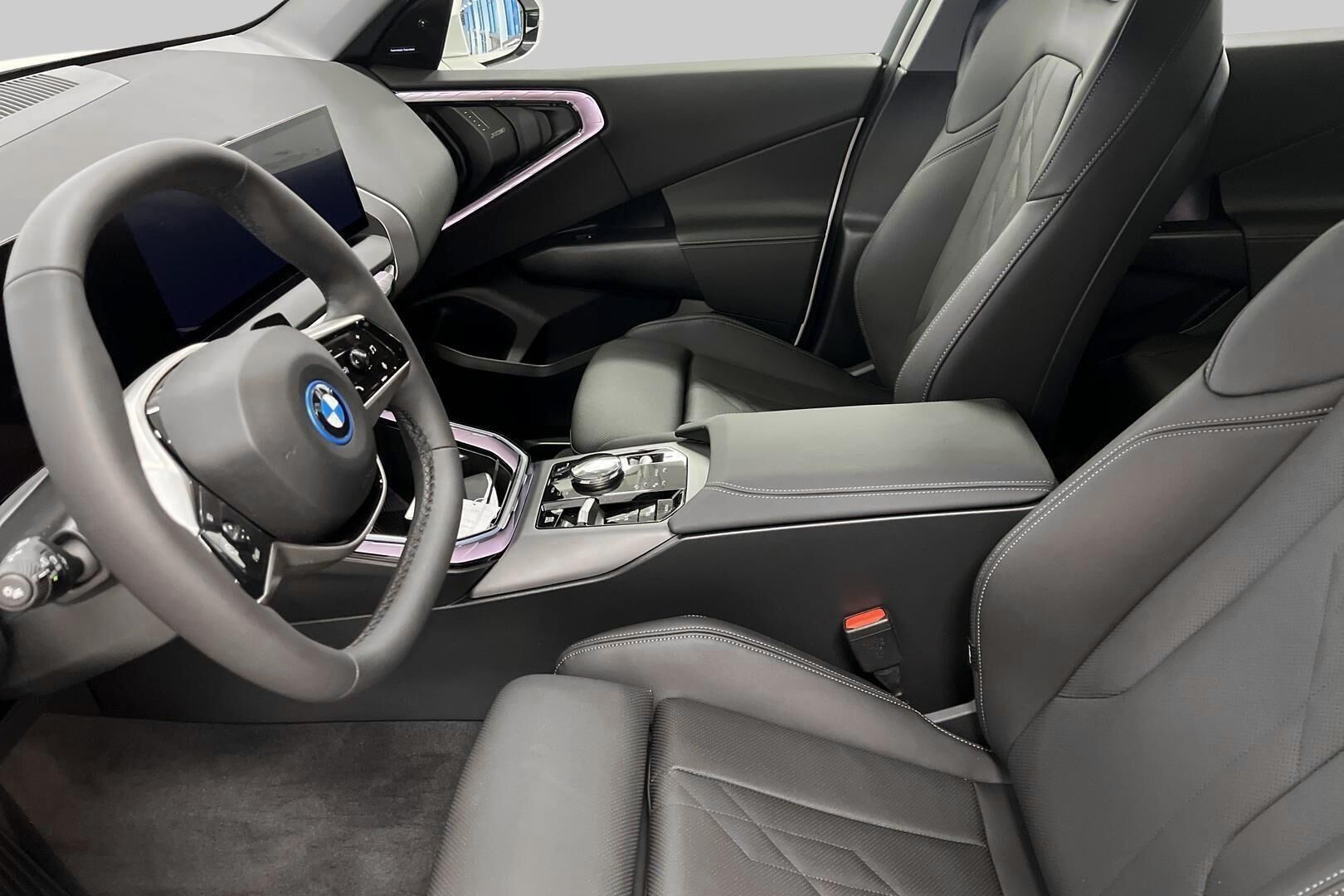 BMW X3 iso kuva 7
