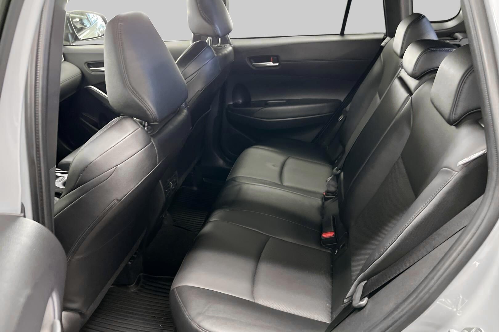 Toyota Corolla Cross iso kuva 6