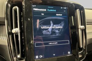 VOLVO XC40 esikatselu 16