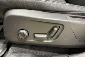 VOLVO XC40 esikatselu 22