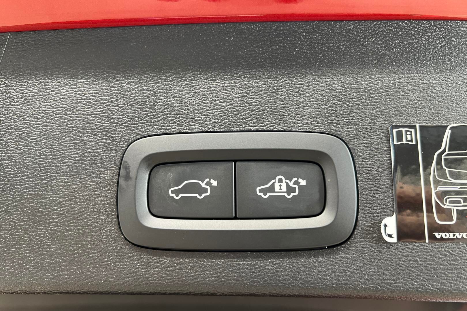 VOLVO XC40 iso kuva 35