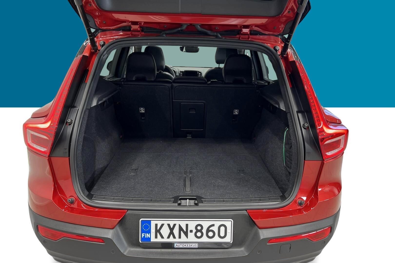 VOLVO XC40 iso kuva 5