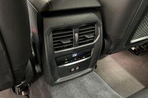 BMW I4 esikatselu 28