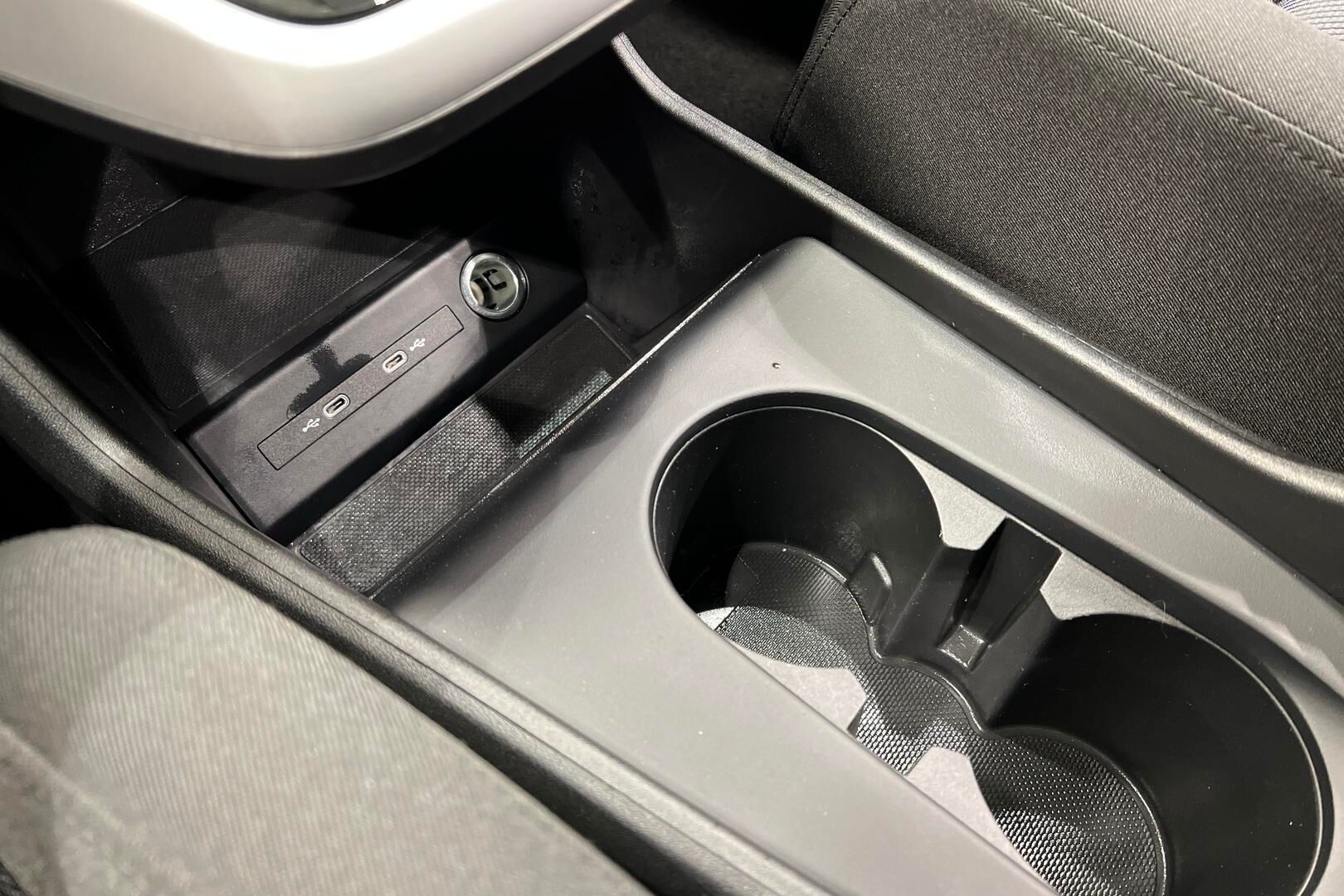 AUDI Q4 e-tron iso kuva 33