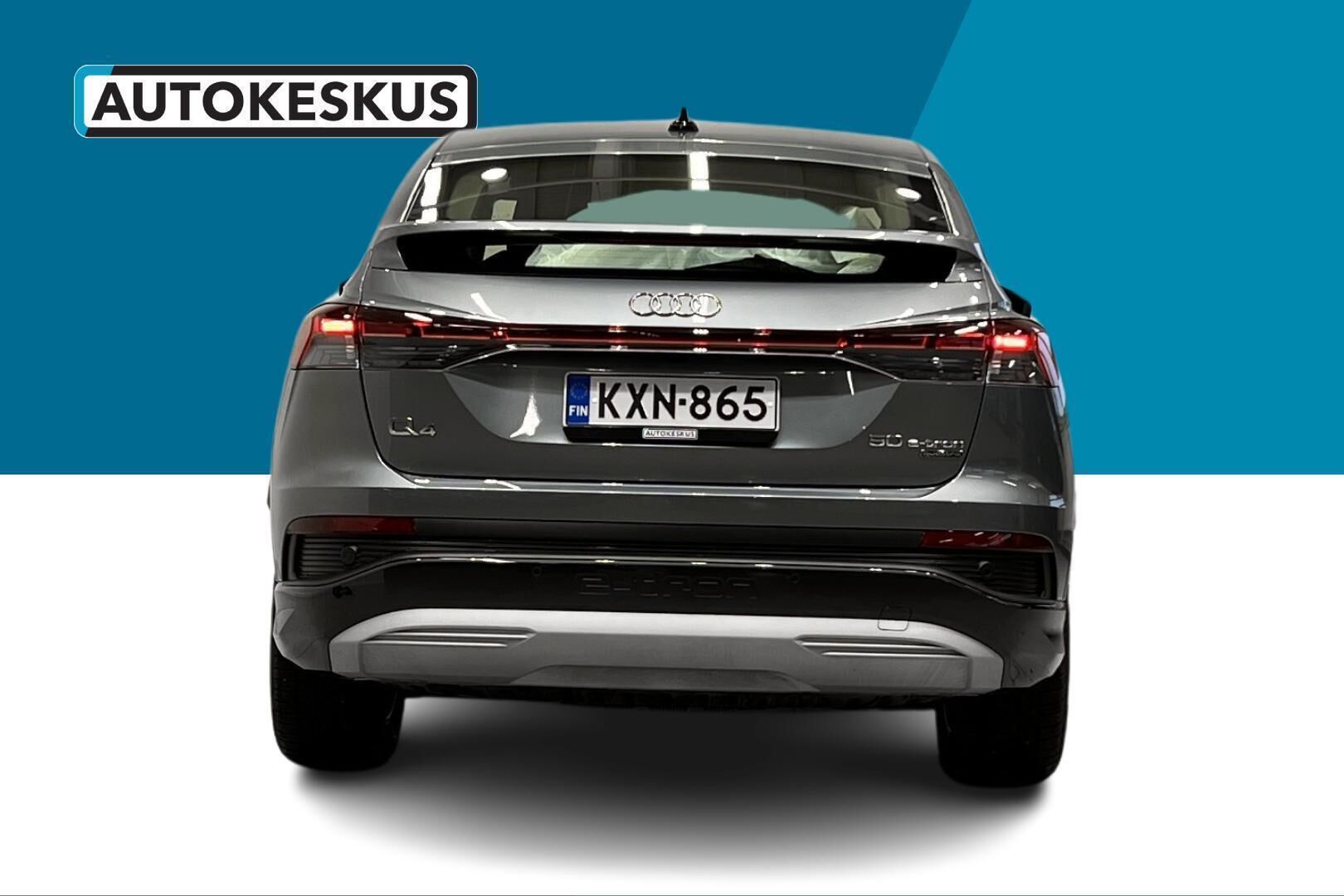 AUDI Q4 e-tron iso kuva 3