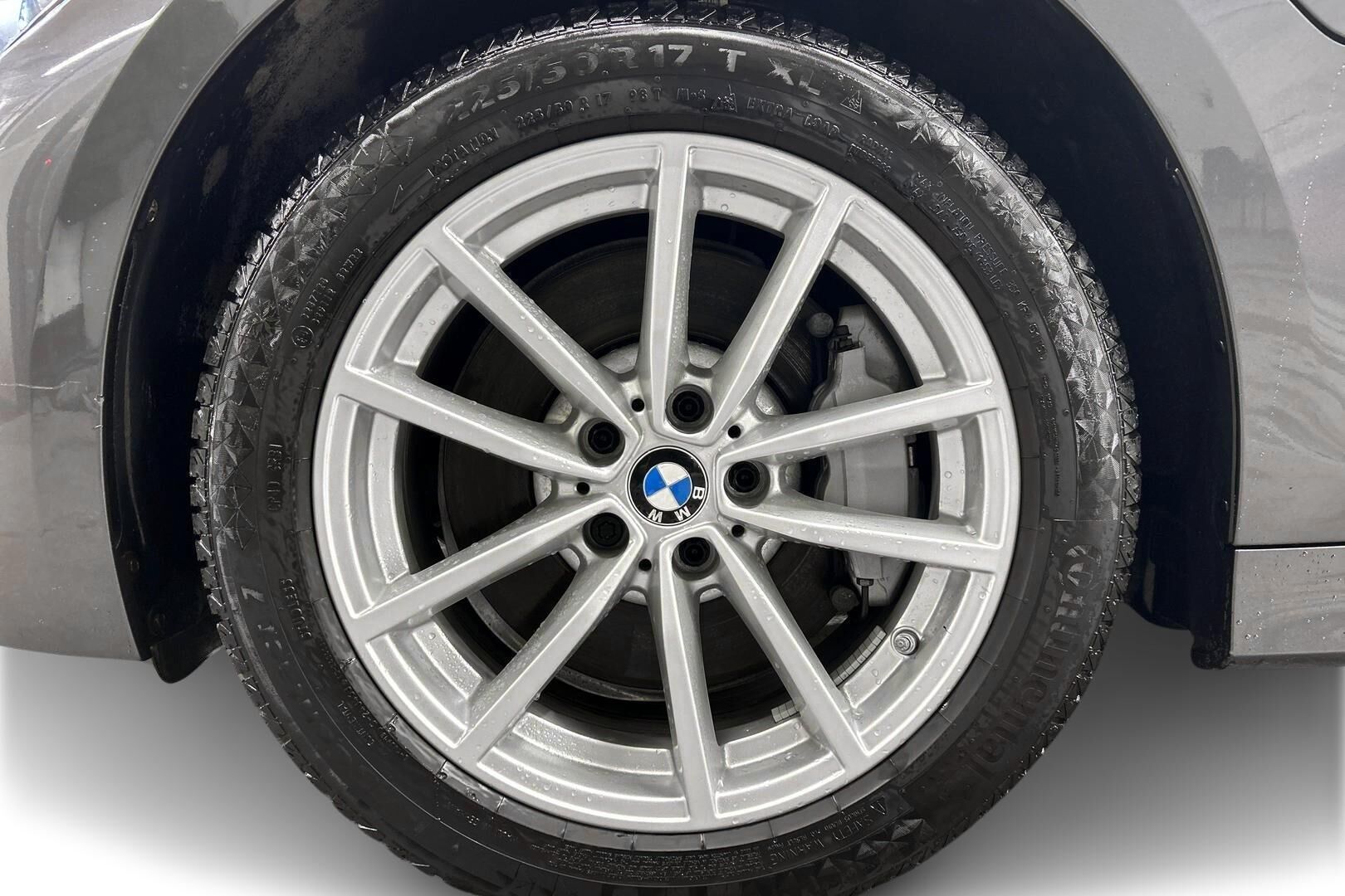 BMW 3-SARJA iso kuva 13