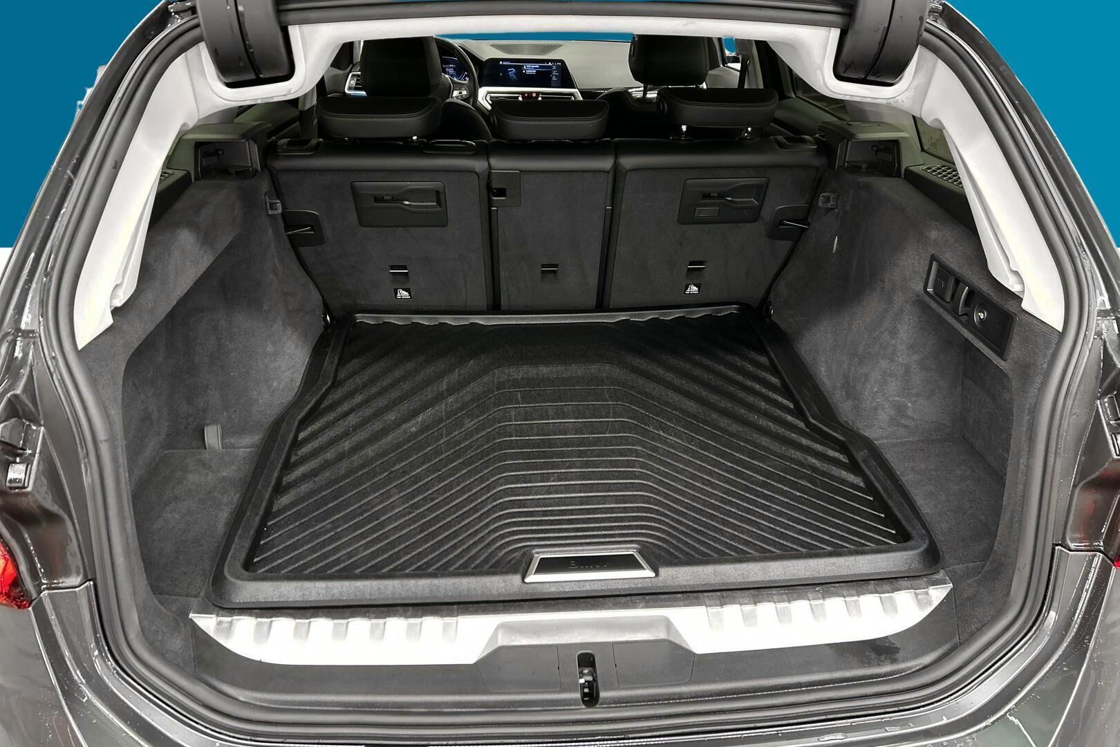 BMW 3-SARJA iso kuva 22