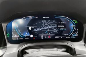 BMW 3-SARJA esikatselu 24