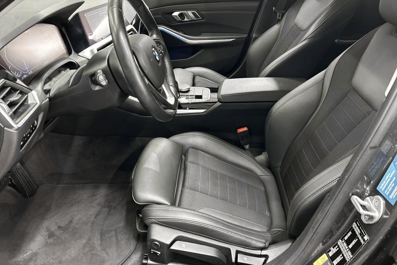 BMW 3-SARJA iso kuva 8