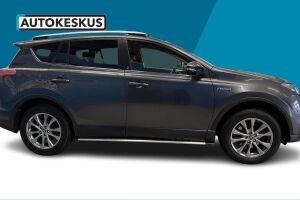 TOYOTA RAV4 esikatselu 3