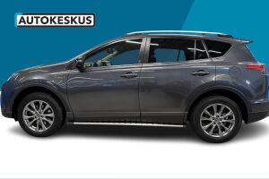 TOYOTA RAV4 esikatselu 8