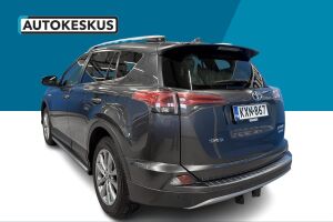 TOYOTA RAV4 esikatselu 8