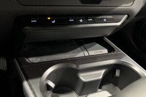 LEXUS UX esikatselu 34