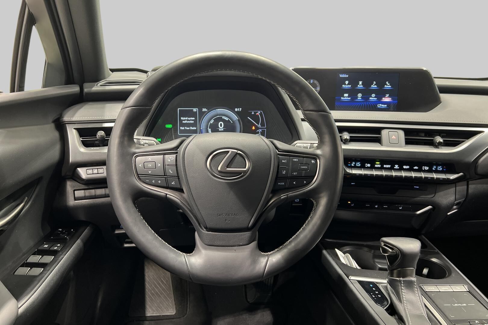 LEXUS UX iso kuva 27