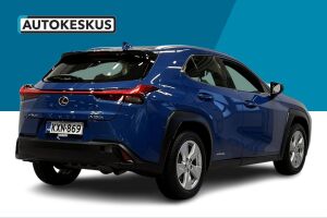 LEXUS UX esikatselu 32