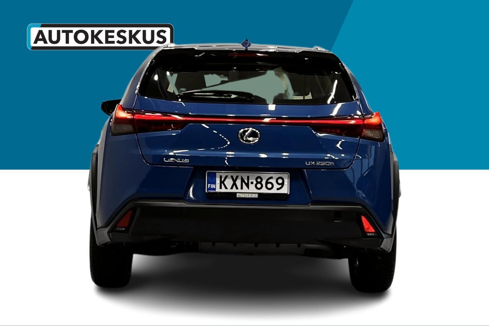 LEXUS UX iso kuva 4