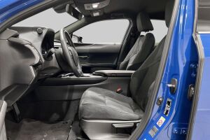 LEXUS UX esikatselu 7