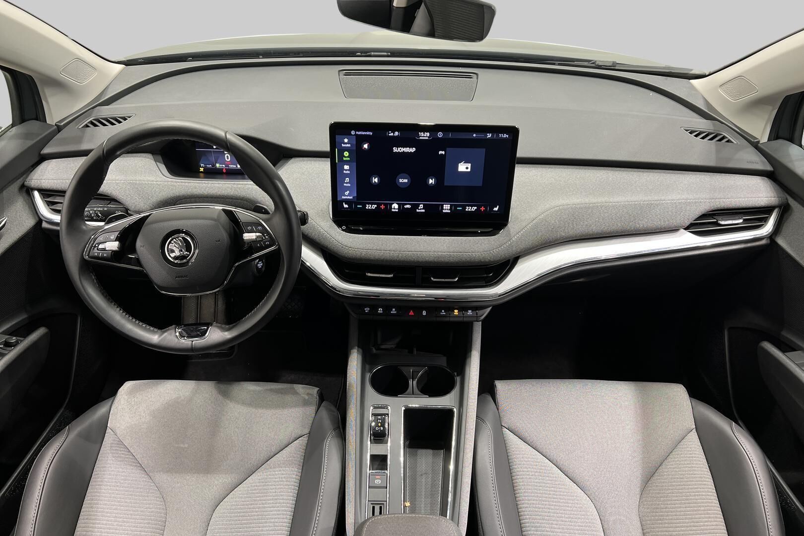 SKODA ENYAQ iso kuva 8