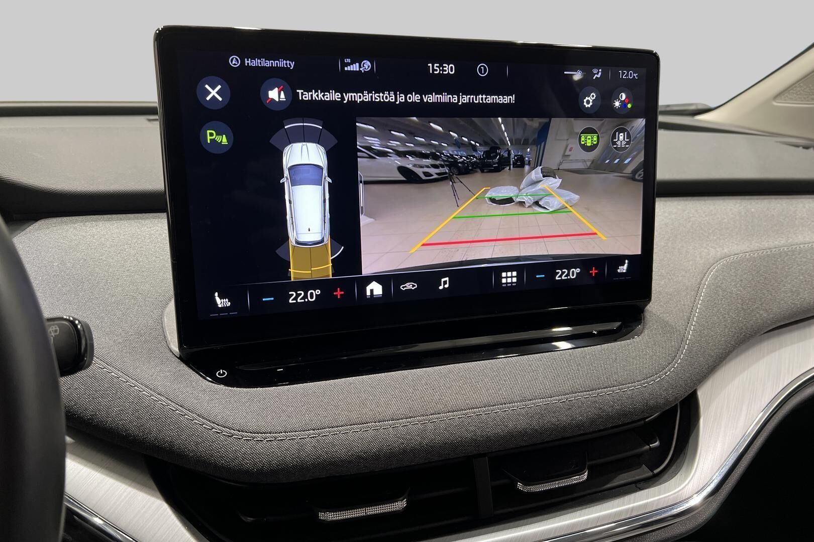 SKODA ENYAQ iso kuva 33