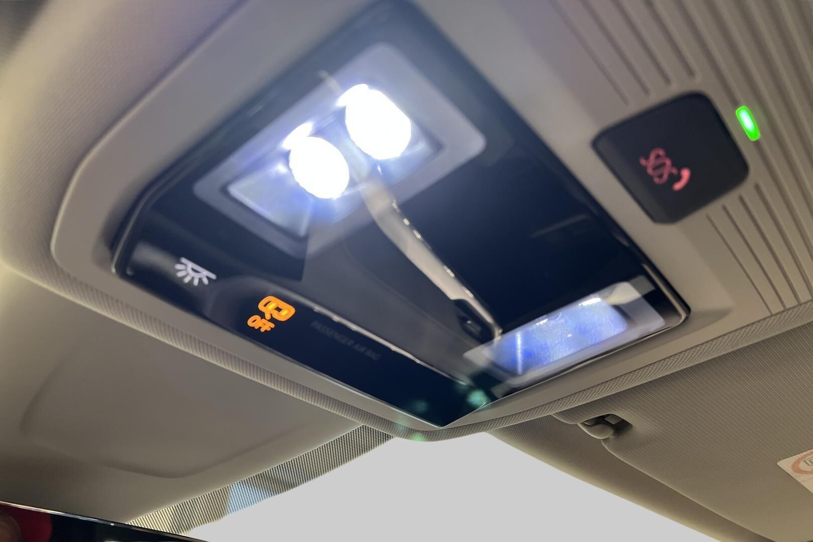 SKODA ENYAQ iso kuva 35