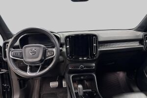 VOLVO XC40 esikatselu 11