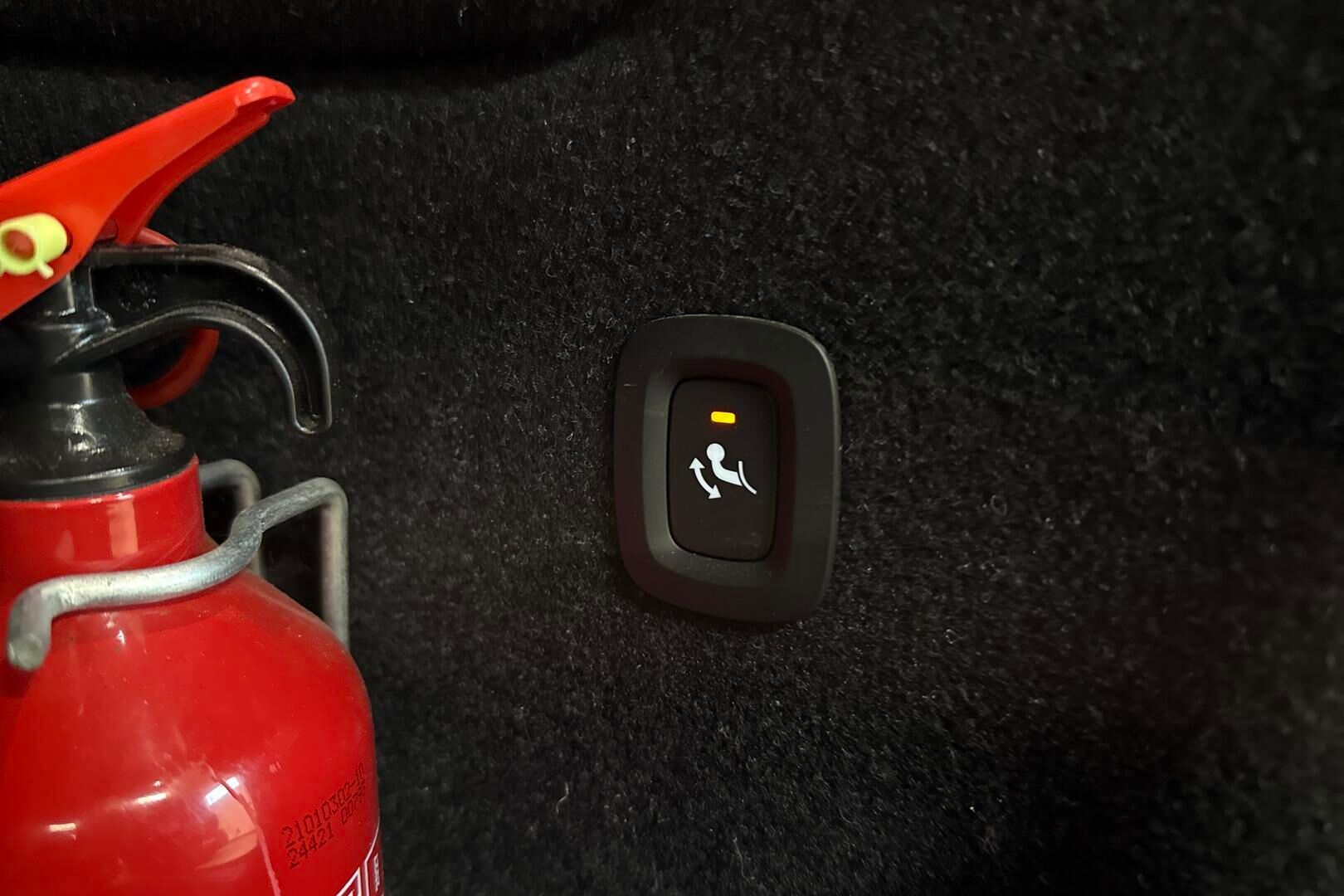 VOLVO XC40 iso kuva 15