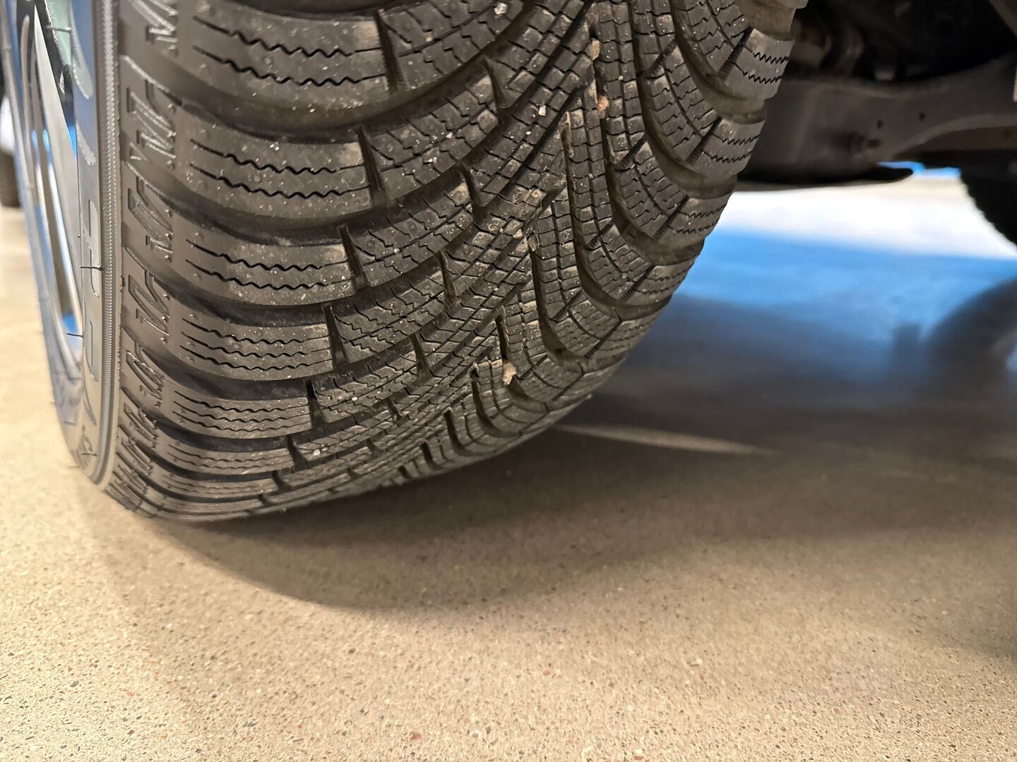 SKODA SUPERB iso kuva 13