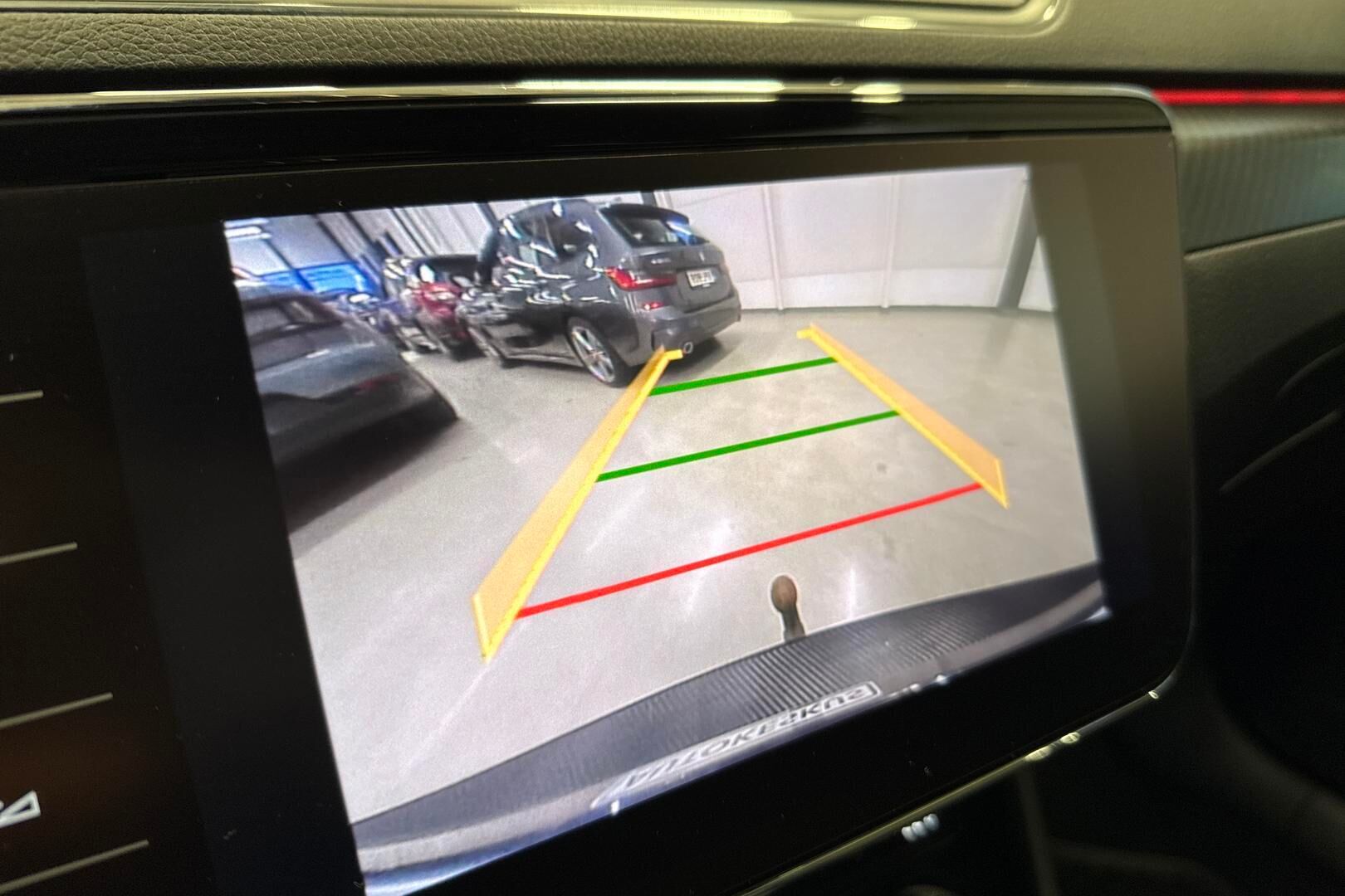 SKODA SUPERB iso kuva 25