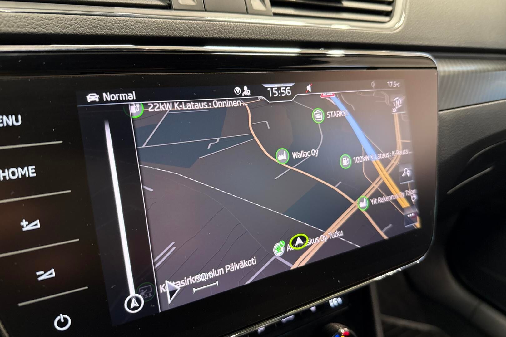 SKODA SUPERB iso kuva 26