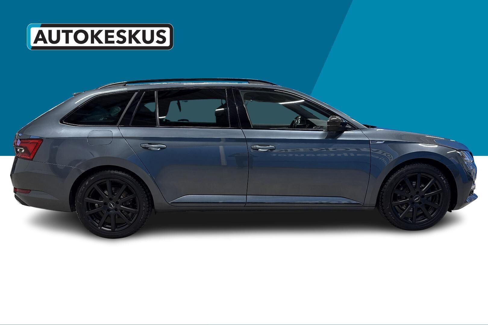 SKODA SUPERB iso kuva 4