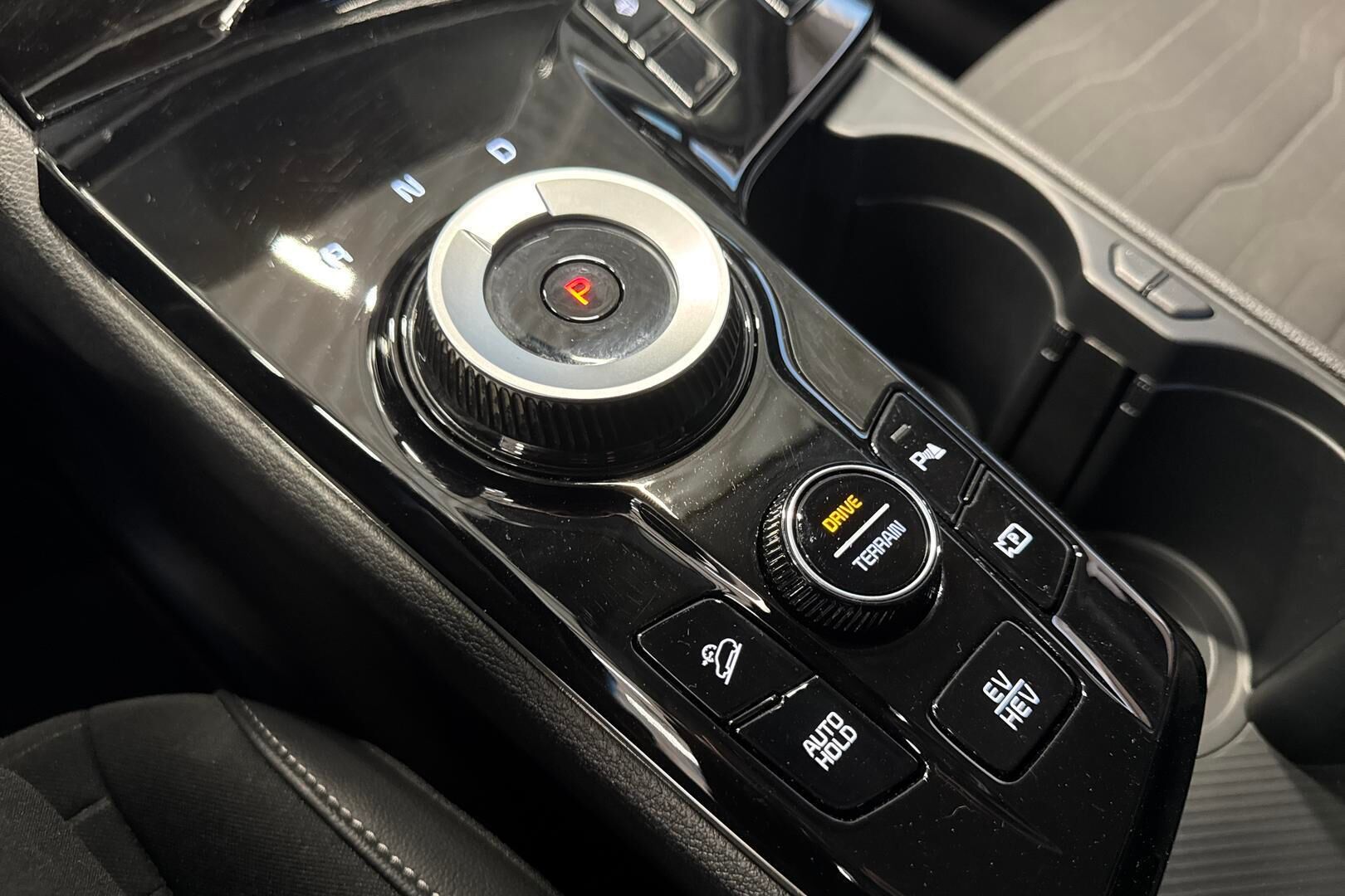 KIA SPORTAGE iso kuva 20