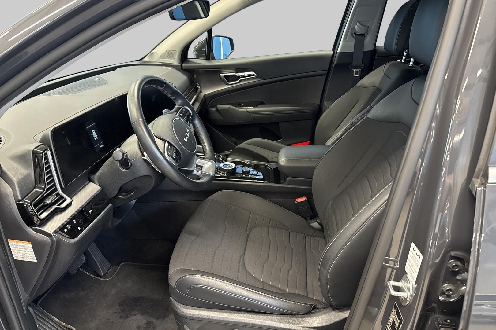 KIA SPORTAGE iso kuva 9