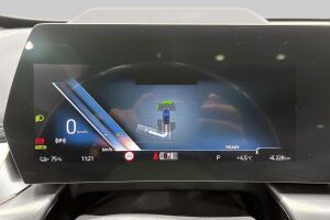 BMW IX1 esikatselu 8