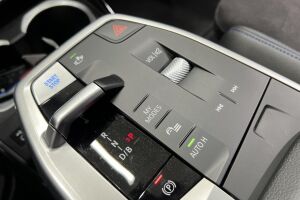 BMW IX1 esikatselu 17