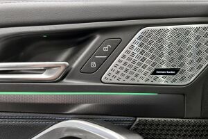 BMW IX1 esikatselu 35