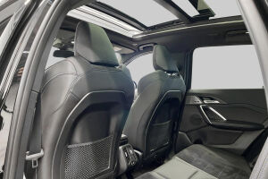 BMW IX1 esikatselu 40