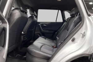 TOYOTA RAV4 esikatselu 10