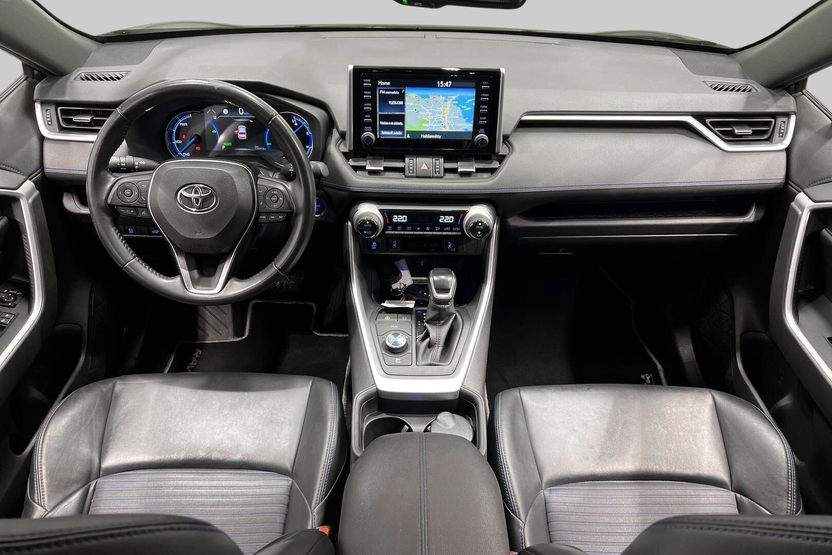 TOYOTA RAV4 iso kuva 11