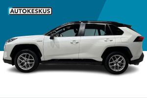 TOYOTA RAV4 esikatselu 8