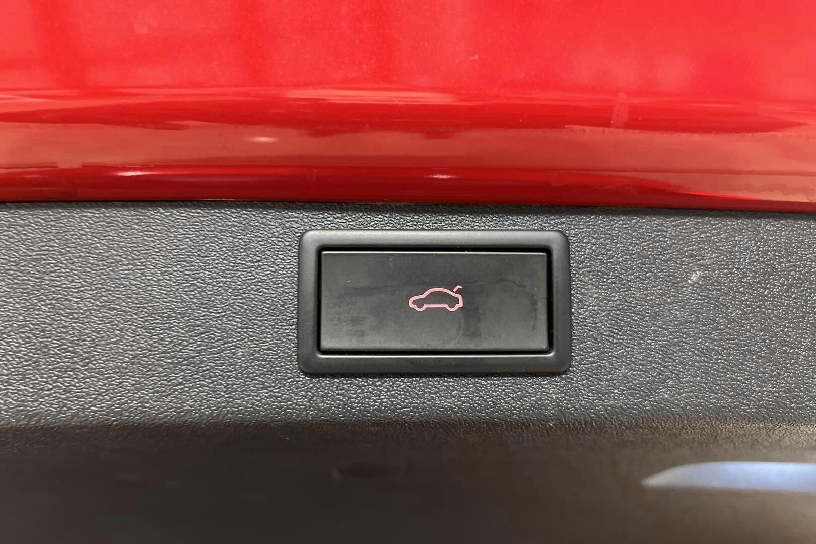SKODA ENYAQ iso kuva 12