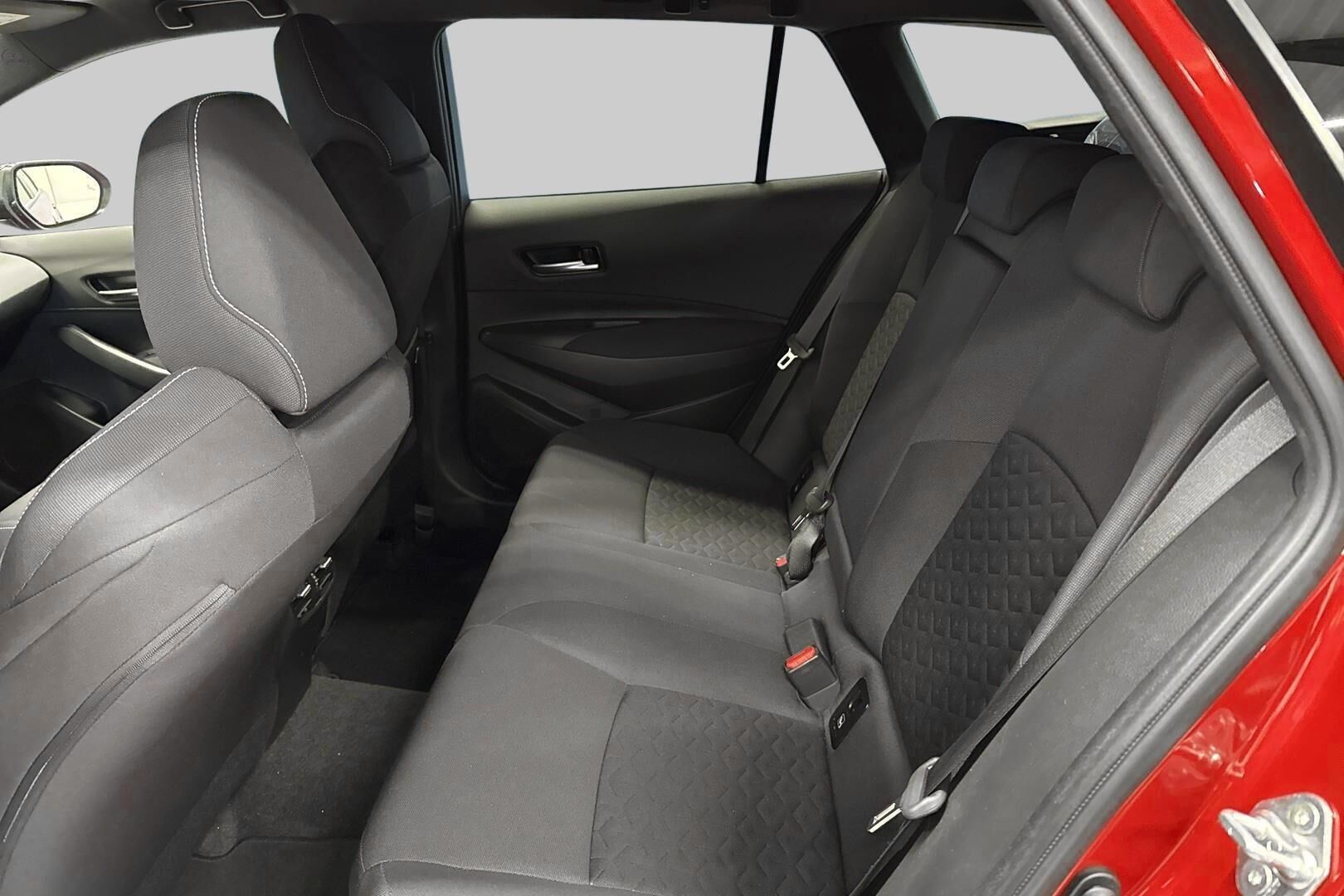 TOYOTA COROLLA iso kuva 6