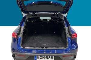 MERCEDES-BENZ EQC esikatselu 29