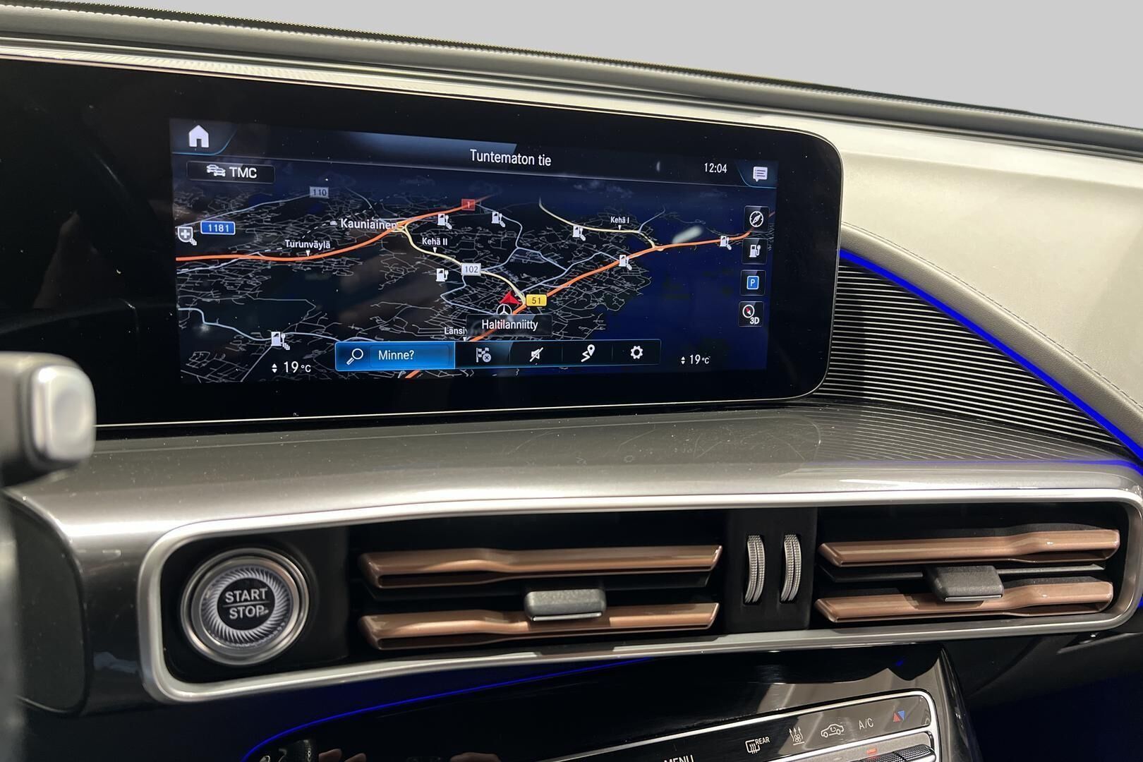 MERCEDES-BENZ EQC iso kuva 9