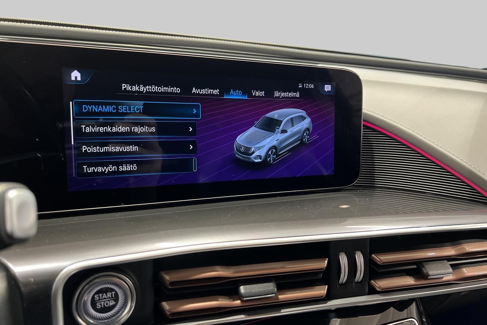 MERCEDES-BENZ EQC iso kuva 32