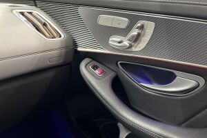 MERCEDES-BENZ EQC esikatselu 19