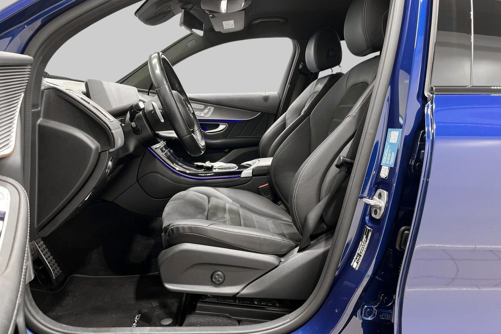 MERCEDES-BENZ EQC iso kuva 27